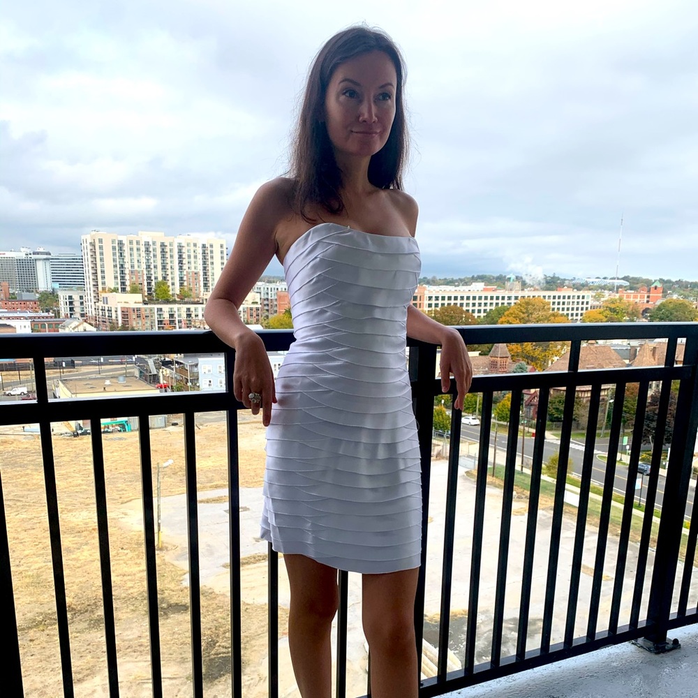 BCBG White Dress 0 size
